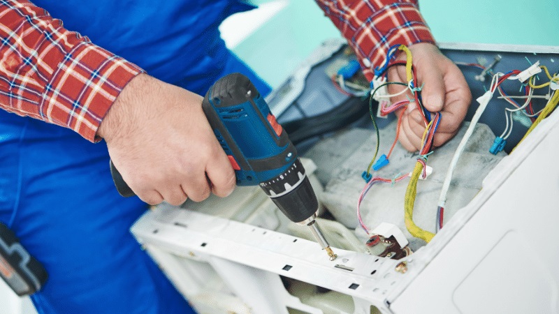 Balçova Westinghouse Westinghouse çamaşır makinesi kart tamiri – Su almama arızası orijinal parça ile giderildi. - Teknik servis örneği